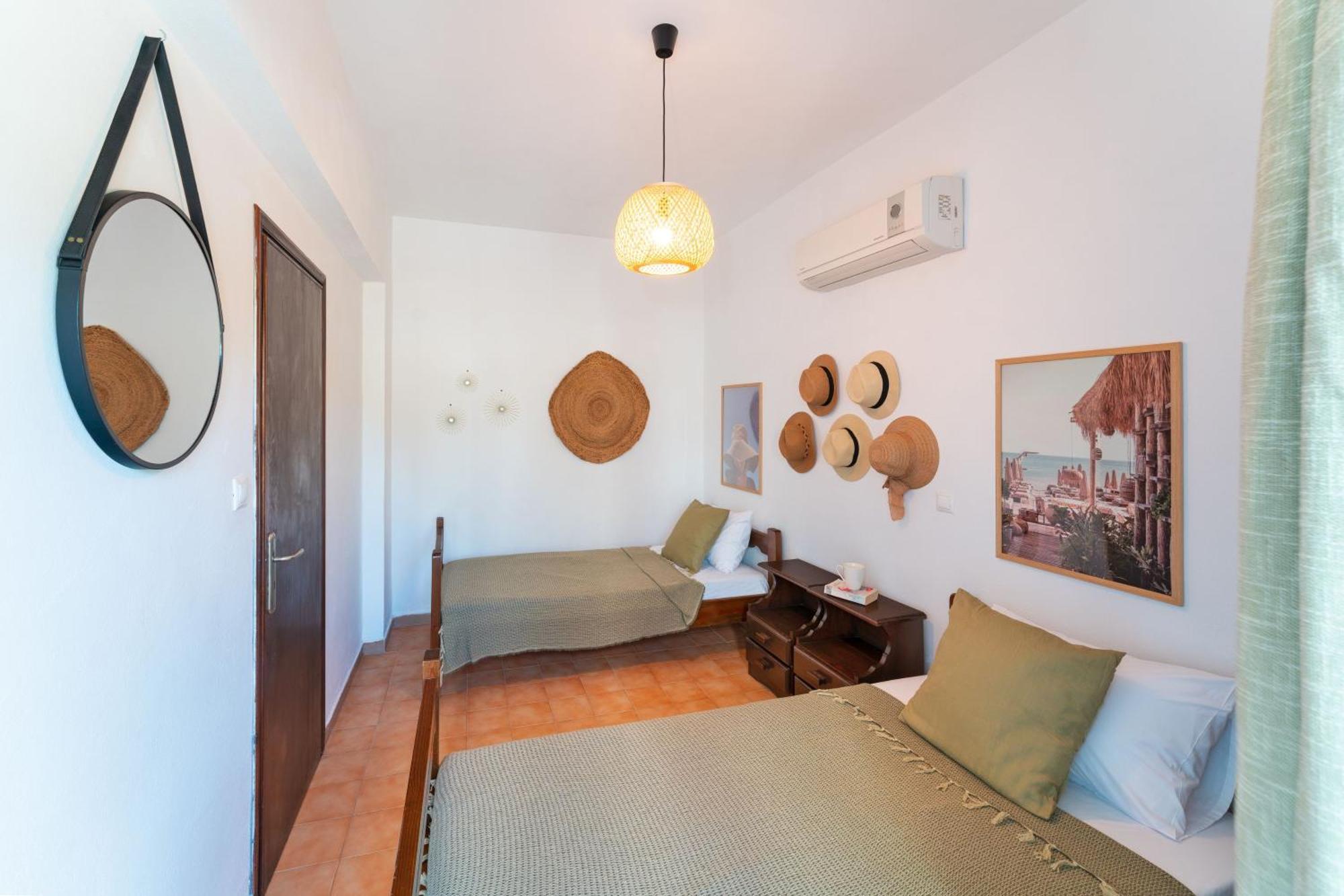 Tselios Apartments & Studios Kiotari Chambre photo